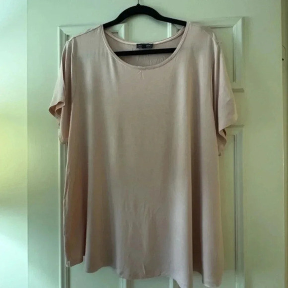 The Limited Tops - The Limited-Pink scoop neck short sleeve shirt.  Size 2x